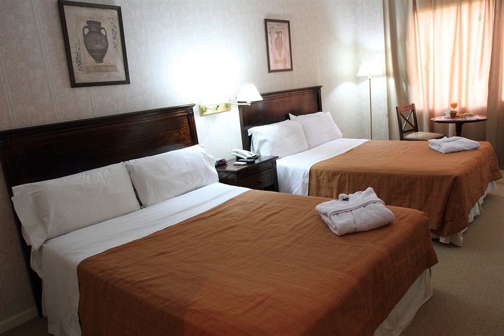 Wyndham Garden Campana Hotel Exterior foto
